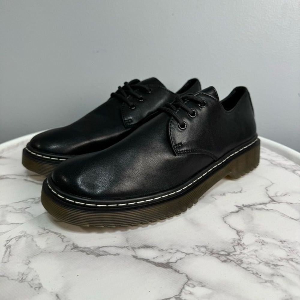 BAYQ Women’s Lug Sole Oxfords Low Cut sz  7 euro 38  NEW